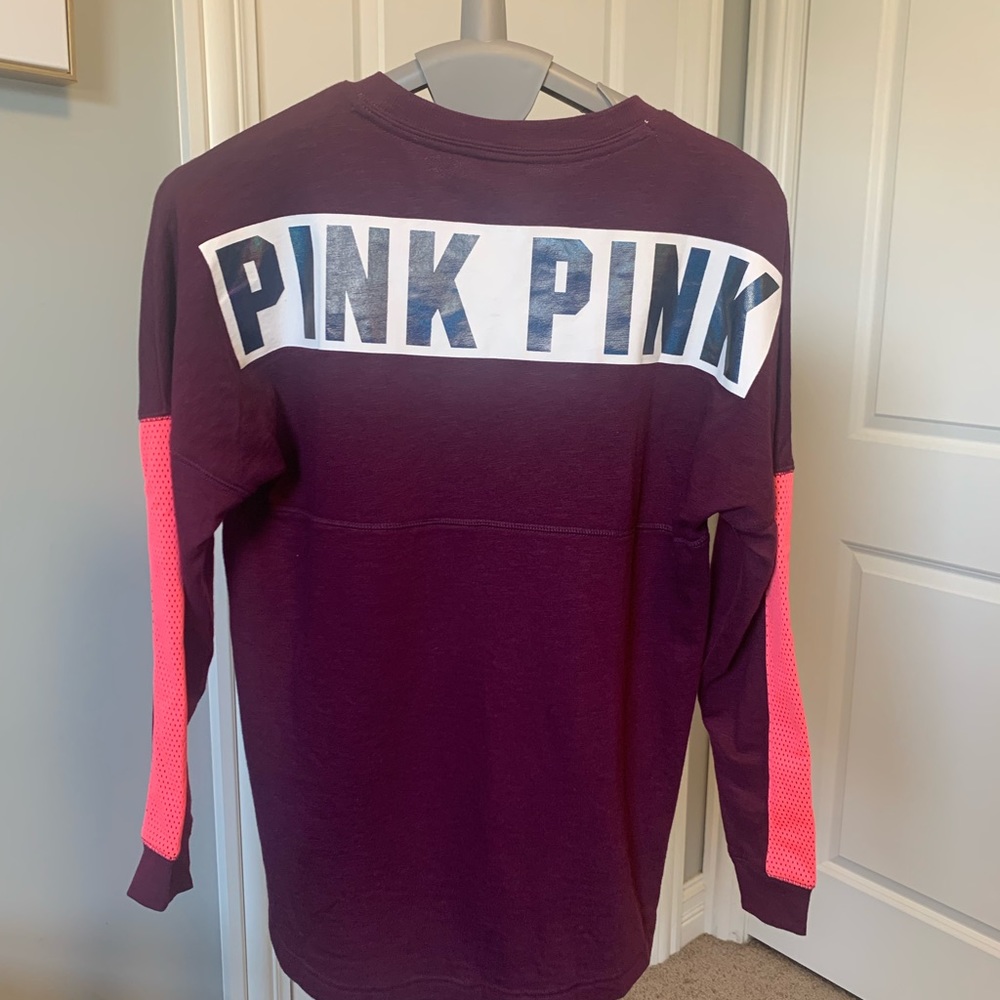 Pink sweater - Picture 2 of 3